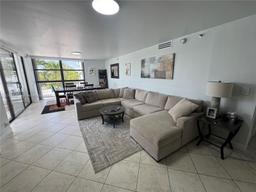 Picture of 20355 NE 34Th Ct # 428, Aventura, FL 33180