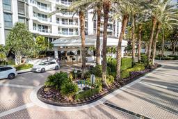 Picture of 21205 Yacht Club Dr # 308, Aventura, FL 33180