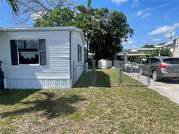 Picture of 19800 SW 180Th Ave Unit 454, Miami, FL 33187
