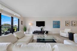 Picture of 9801 Collins Ave # 5S, Bal Harbour, FL 33154