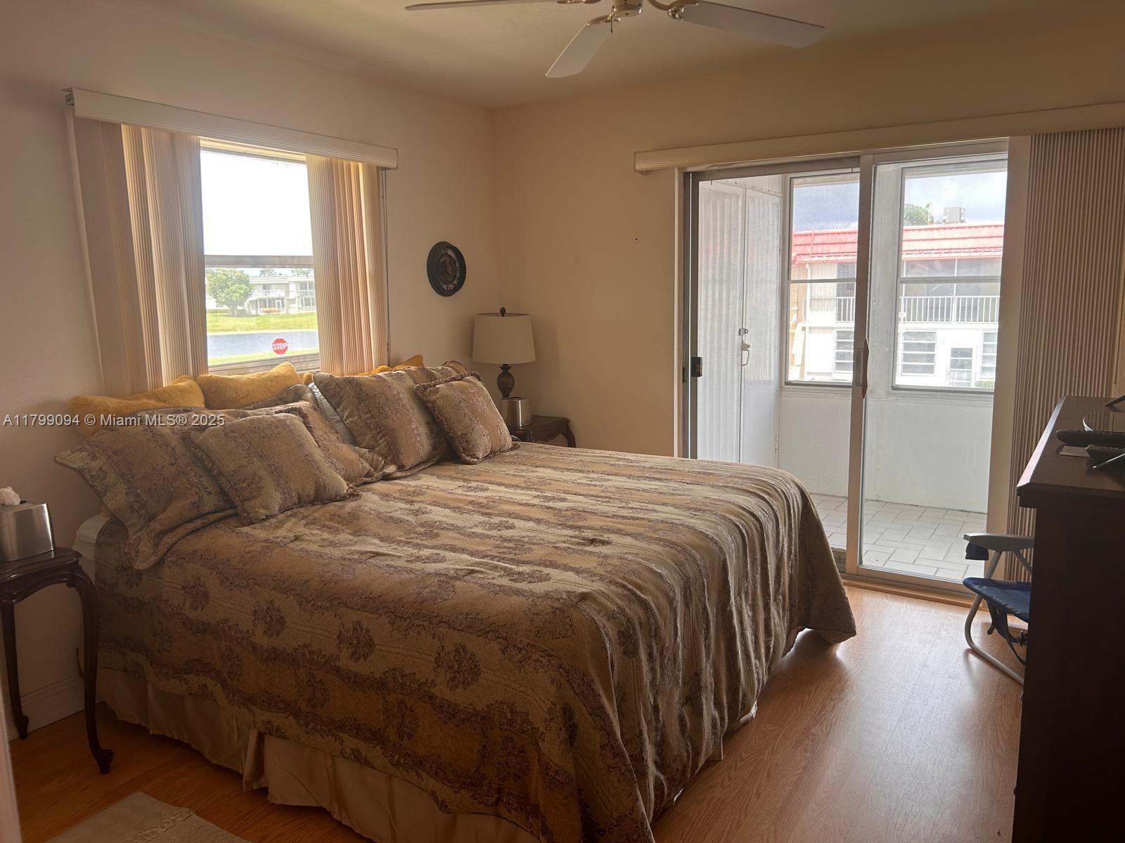 Picture of 92 Saxony B # B, Delray Beach, FL 33446
