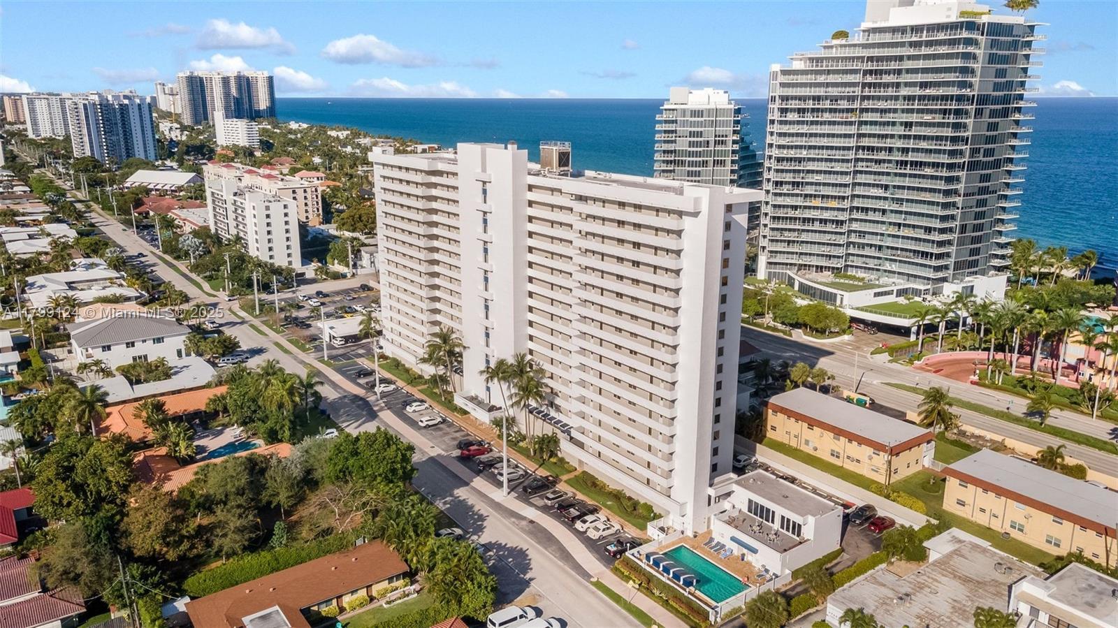 Picture of 2200 NE 33Rd Ave # 2J, Fort Lauderdale, FL 33305