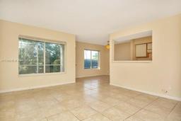 Picture of 815 W Boynton Beach Blvd # 103, Boynton Beach, FL 33426