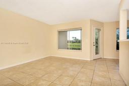 Picture of 815 W Boynton Beach Blvd # 103, Boynton Beach, FL 33426