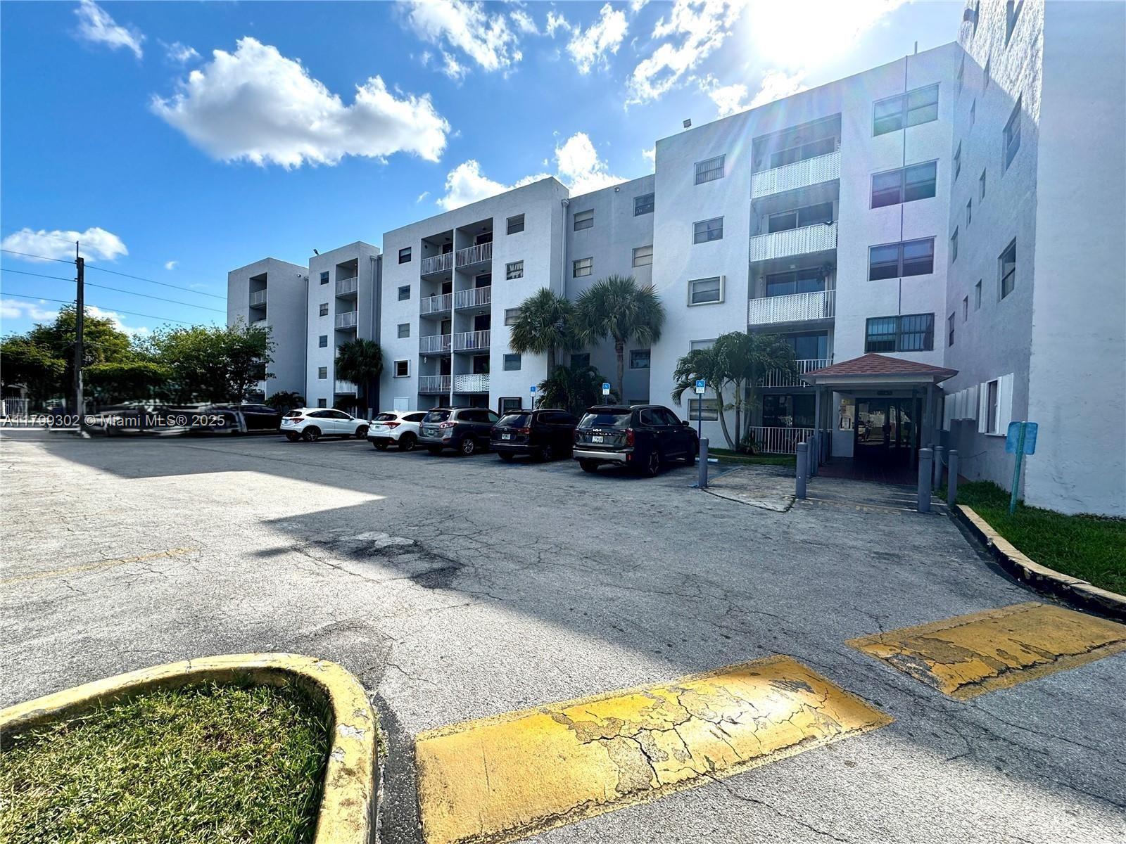 Picture of 8145 NW 7Th St # 211, Miami, FL 33126