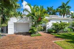 Picture of 725 Vilabella Ave, Coral Gables, FL 33146
