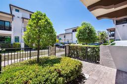Picture of 4889 NW 83Rd Path, Doral, FL 33166