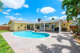 Picture of 5221 Roosevelt St, Hollywood, FL 33021