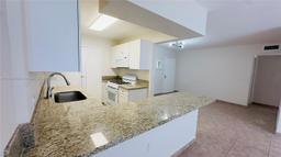 Picture of 6900 N Kendall Dr # A304, Pinecrest, FL 33156