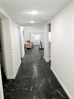 Picture of 16023 S Fairway Ter # 118, Weston, FL 33326