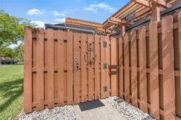 Picture of 11852 SW 9Th Ct, Davie, FL 33325