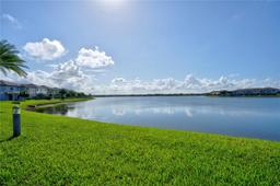 Picture of 9015 NW 161St Ter, Miami Lakes, FL 33018