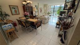Picture of 400 Leslie Dr # 326, Hallandale Beach, FL 33009