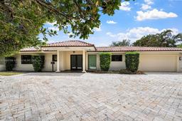 Picture of 12605 Cyprus Rd, North Miami, FL 33181