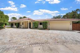 Picture of 12605 Cyprus Rd, North Miami, FL 33181