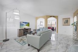 Picture of 11324 NW 74Th Ter, Doral, FL 33178