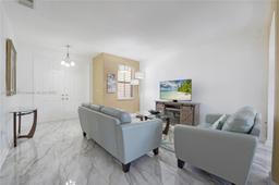 Picture of 11324 NW 74Th Ter, Doral, FL 33178