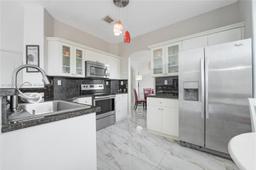 Picture of 11324 NW 74Th Ter, Doral, FL 33178