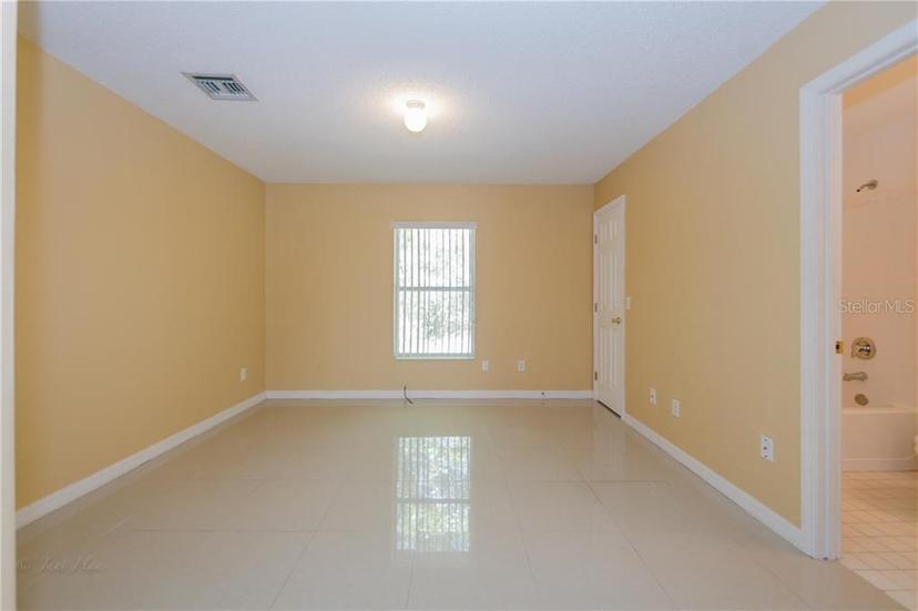Picture of 5025 E Lake Mary Boulevard