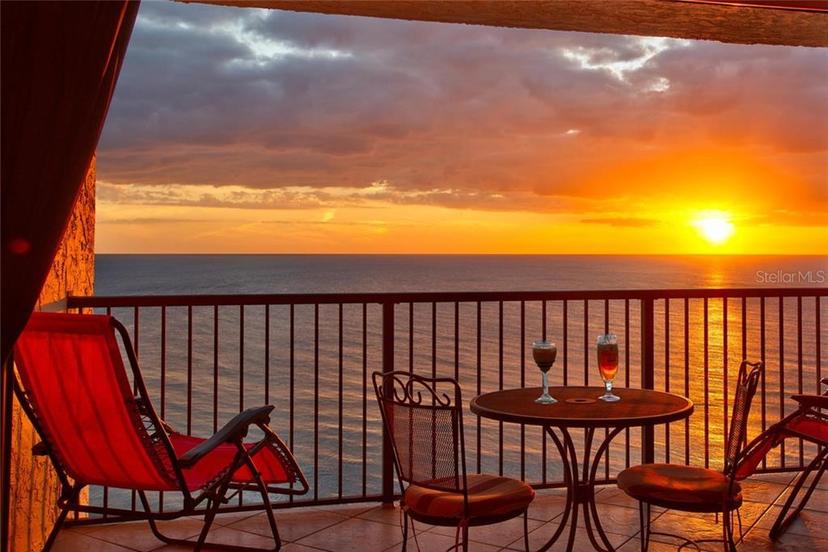 Picture of 15000 Gulf Boulevard Unit 1104, Madeira Beach FL 33708
