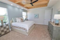 Picture of 7814 Hidden Creek Loop Unit 104, Lakewood Ranch, FL 34202