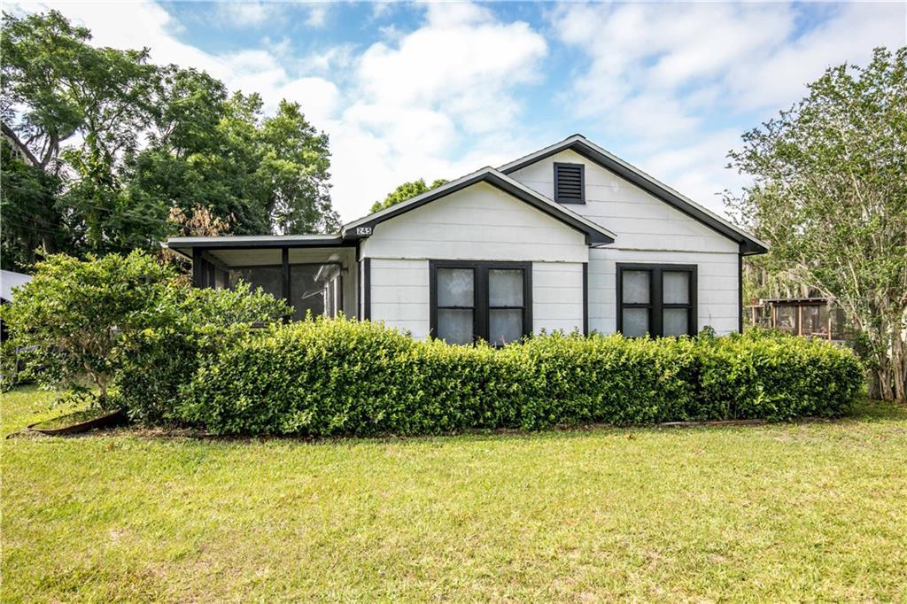 Picture of 245 W Ocala Street, Umatilla, FL 32784