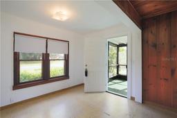 Picture of 245 W Ocala Street, Umatilla, FL 32784