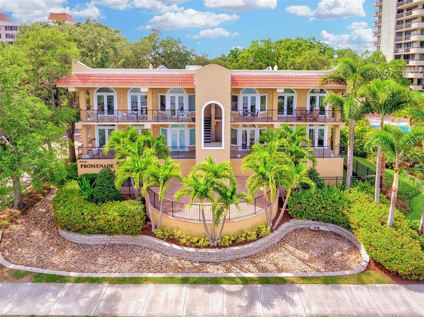 Picture of 2419 Bayshore Boulevard Unit 2N, Tampa FL 33629