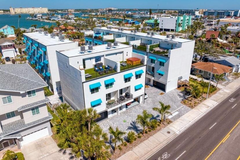Picture of 15405 Gulf Boulevard Unit B1, Madeira Beach FL 33708