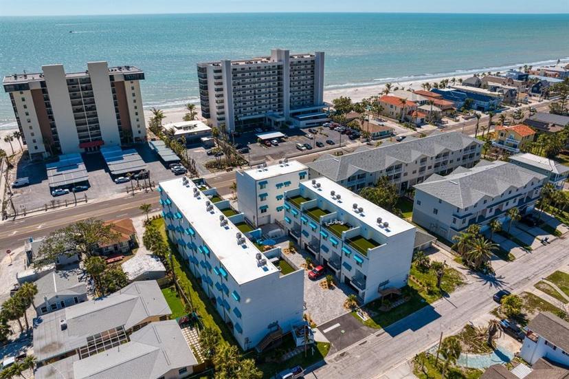 Picture of 15405 Gulf Boulevard Unit B1, Madeira Beach FL 33708