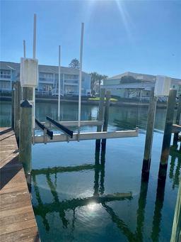 Picture of 0 Starfish Drive Se Unit 0, St Petersburg, FL 33705