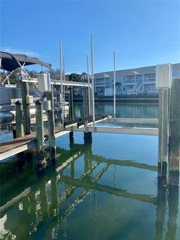 Picture of 0 Starfish Drive Se Unit 0, St Petersburg, FL 33705