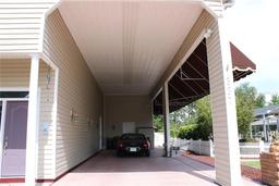 Picture of 337 Motorcoach Drive S, Polk City, FL 33868