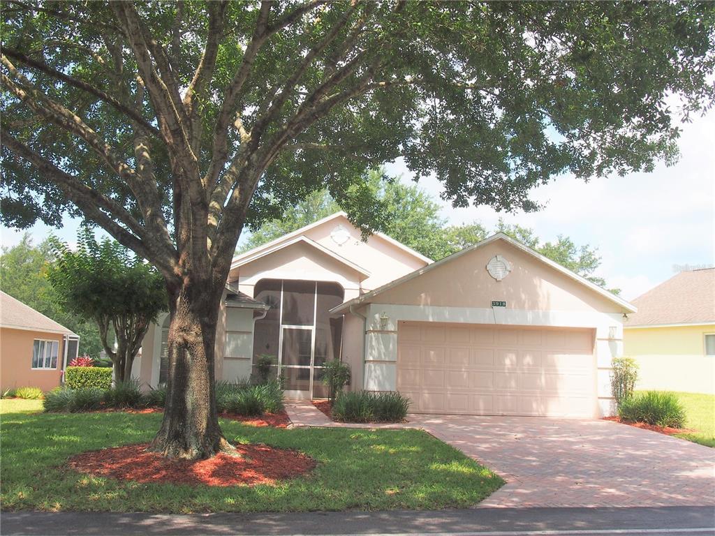 Picture of 3918 Doune Way, Clermont, FL 34711