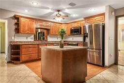 Picture of 7131 W Green Acres Street, Homosassa, FL 34446