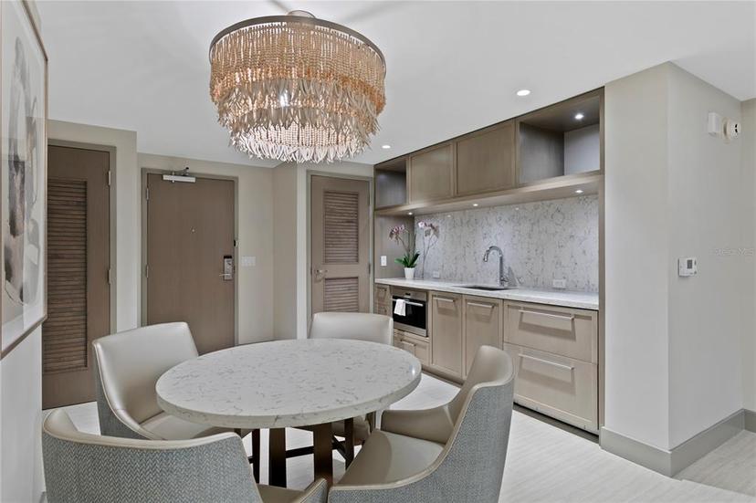 Picture of 691 S Gulfview Boulevard Unit 1408, Clearwater Beach FL 33767