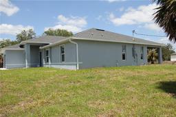 Picture of 310 Day Break Circle, Port Charlotte, FL 33954