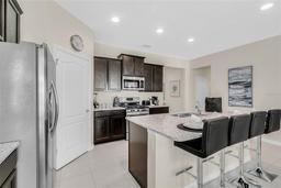Picture of 5288 Oakbourne Ave, Davenport, FL 33837