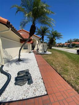 Picture of 4989 Clubview Court E, Bradenton, FL 34203