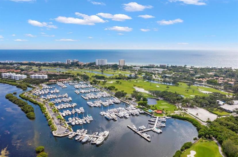 Picture of 2600 Harbourside Drive Unit C-04, Longboat Key FL 34228