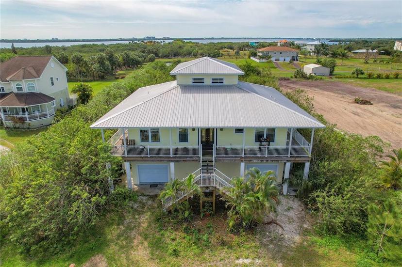 Picture of 935 Bayshore Drive, Palmetto FL 34221