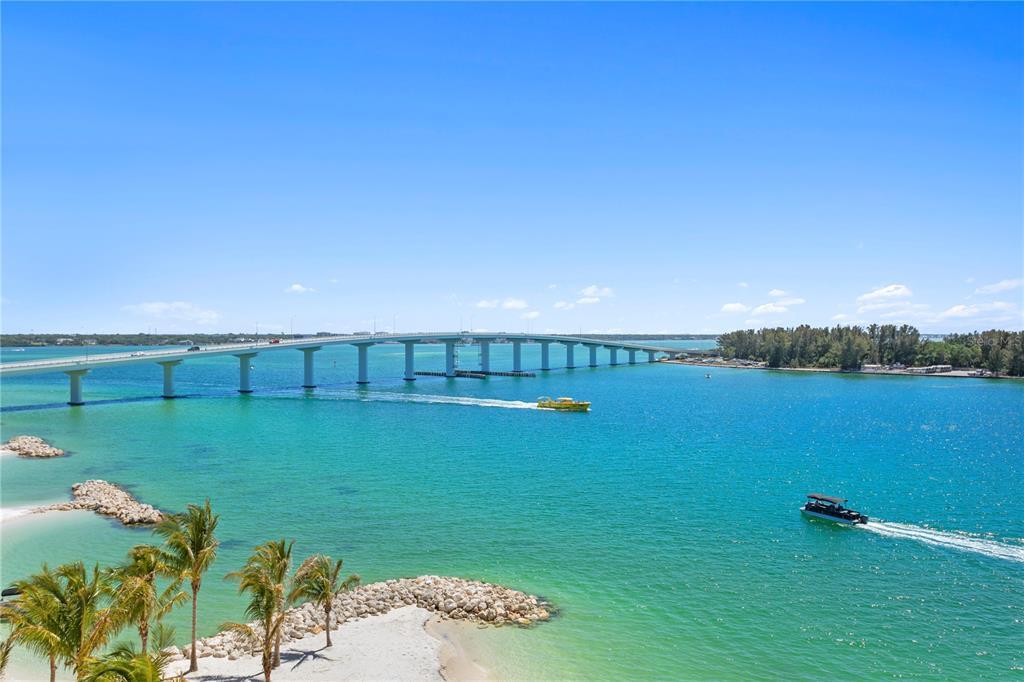 Picture of 691 S Gulfview Boulevard Unit 1011, Clearwater Beach, FL 33767