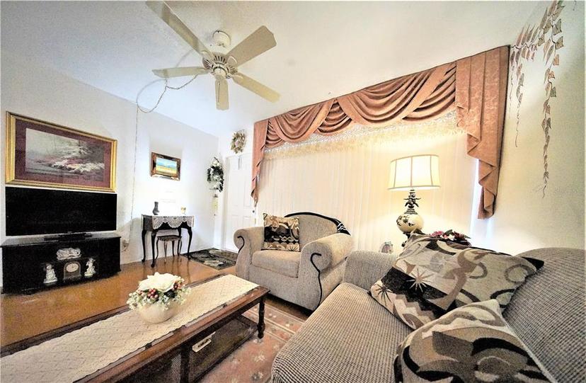 Picture of 4154 57Th Street N Unit 272, Kenneth City FL 33709