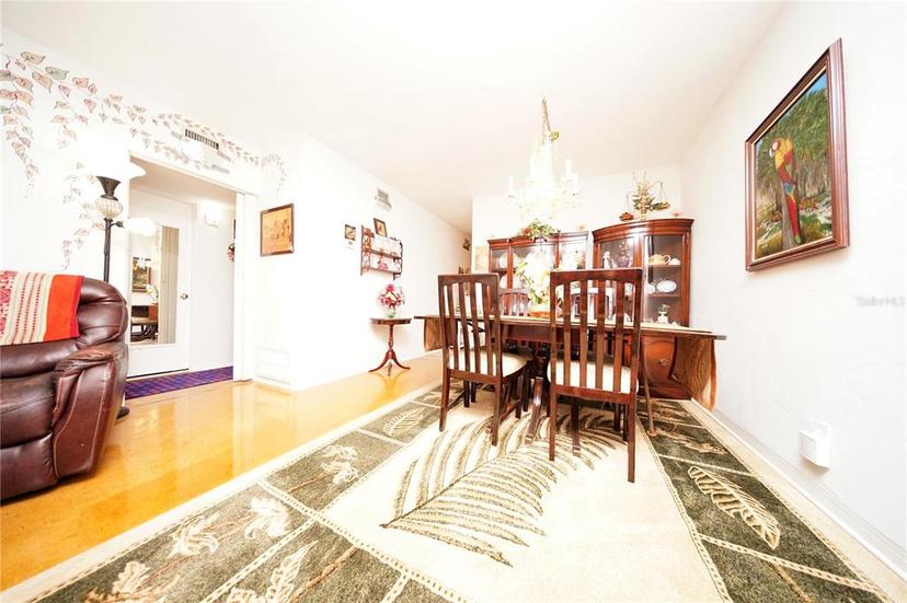 Picture of 4154 57Th Street N Unit 272, Kenneth City FL 33709