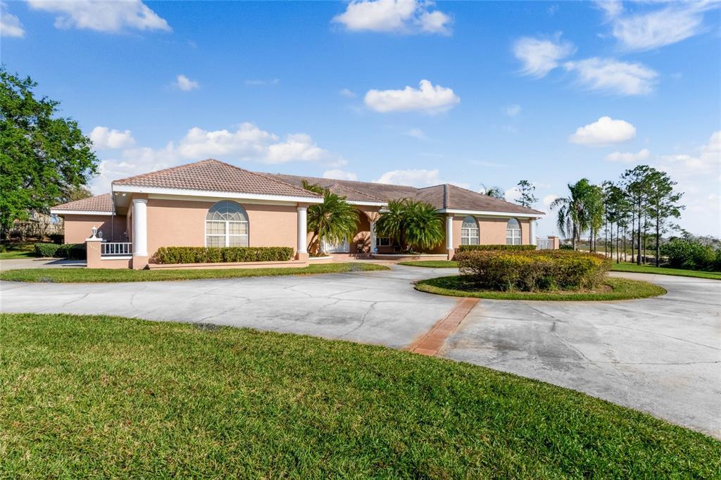 Picture of 3082 Landings Court, Haines City, FL 33844
