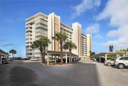 Picture of 633 Alhambra Road Unit 605, Venice, FL 34285