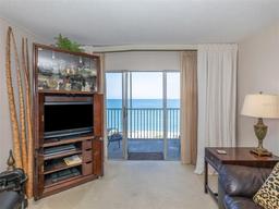 Picture of 633 Alhambra Road Unit 605, Venice, FL 34285