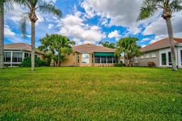 Picture of 4063 Caddie Drive E, Bradenton, FL 34203