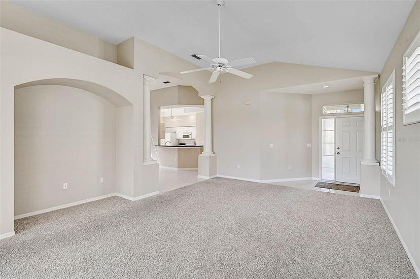 Picture of 4063 Caddie Drive E, Bradenton FL 34203