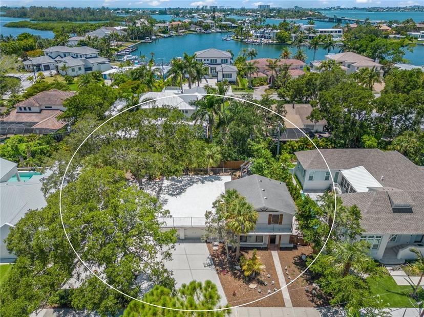 Picture of 3800 Flores Avenue, Sarasota FL 34239